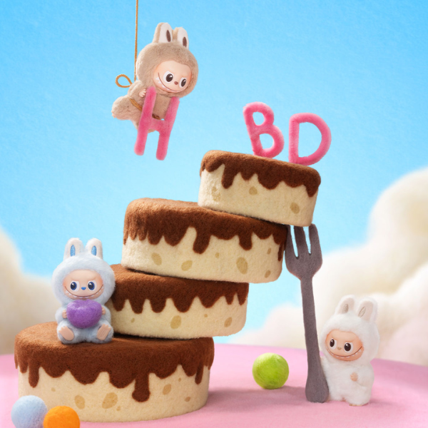 Colorful pin collection THE MONSTERS Pin for Love